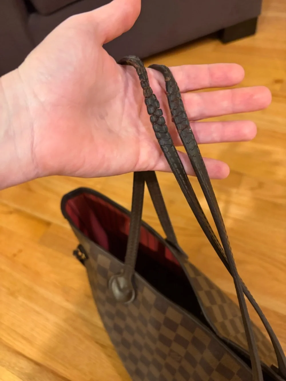 ❤️‍🔥AUTHENTIC❤️‍🔥 Louis Vuitton Damier Neverful MM with Red Striped Interior - Picture 6 of 6